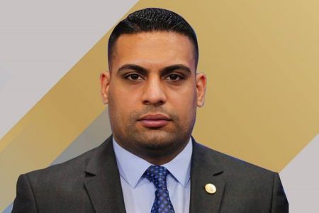 مؤتمر ( السلم والاعتدال ودور الشباب في مكافحة التطرف العنيف )