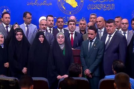 مقترح بتخويل علاوي لتجديد الثقة لوزراء نجحوا في الحكومة المستقيلة