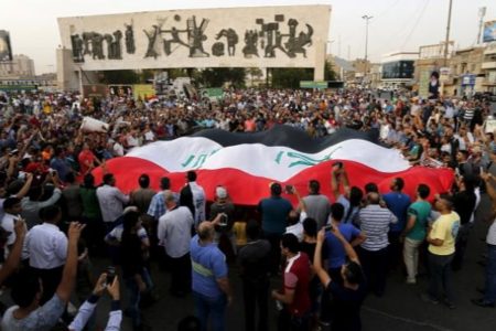 السلطات العراقية تدعو إلى عدم التظاهر خارج ساحة التحرير