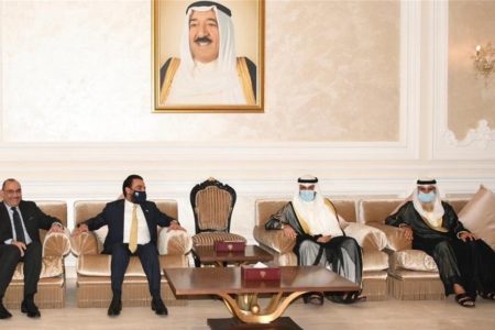 في زيارة رسمية… الحلبوسي يصل إلى الكويت