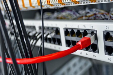 الكويت.. تعطل 60% من خدمات الإنترنت في البلاد