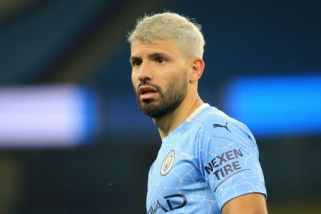 اليوم الأحد موعد الكشف الطبي لأجويرو في برشلونة