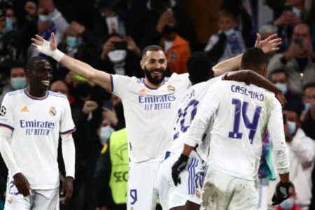 بنزيما يقود مدريد للفوز على تشيلسي